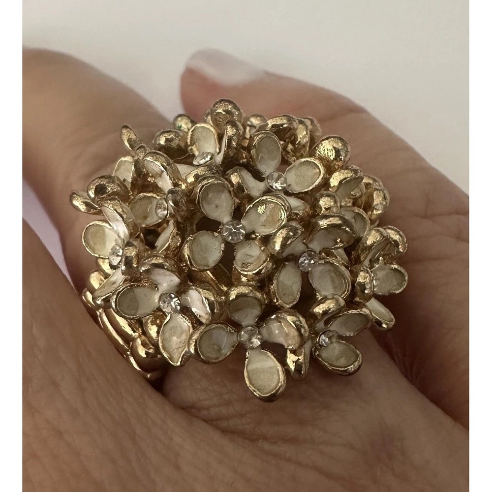 Gold Tone Flower Cluster Statement Cocktail Ring Womens Size 6 Enamel Rhinestone